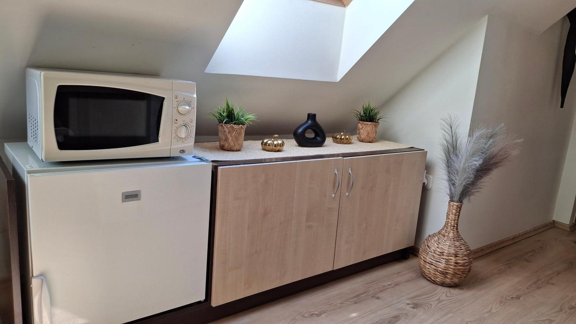 Takacs Vendeghaz 2 Apartment Sopron Exterior photo